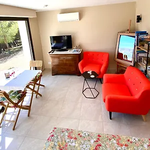 Le Sept Charmant Studio Aux Portes Des Calanques Apartment